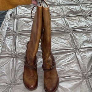Coal Freebird Boots